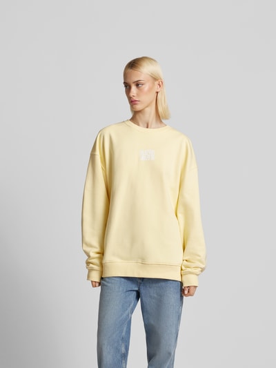 OH APRIL Oversized Sweatshirt mit Label-Print Hellgelb 4