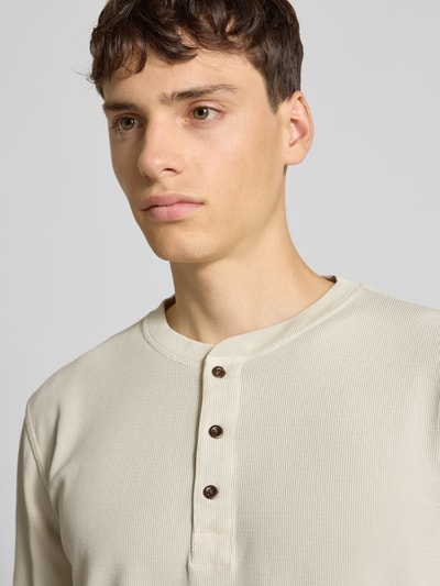 Superdry Longsleeve mit Strukturmuster und Knopfleiste Beige 3