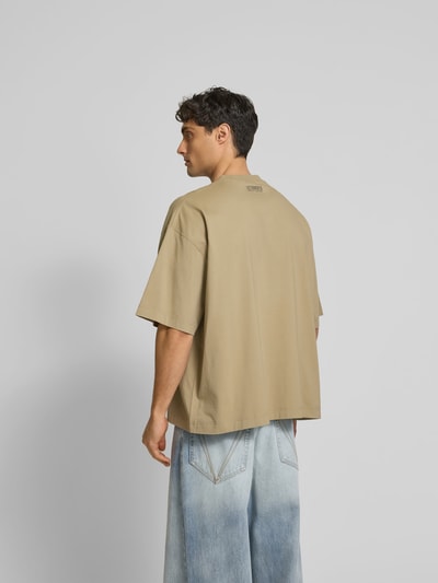 VETEMENTS Oversized T-Shirt mit Stehkragen Taupe 5