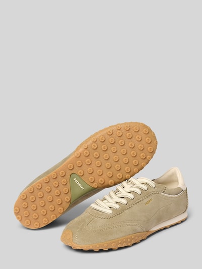 Produktfoto, Sneaker aus echtem Leder mit Logo-Detail Modell 'Bridge' von HOFF in Beige und Oliv, abgerundete Form, profilierte Sohle, Damen Sneaker