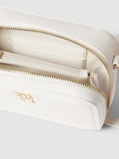 Tommy Hilfiger Umhängetasche mit Label-Applikation Weiss 5
