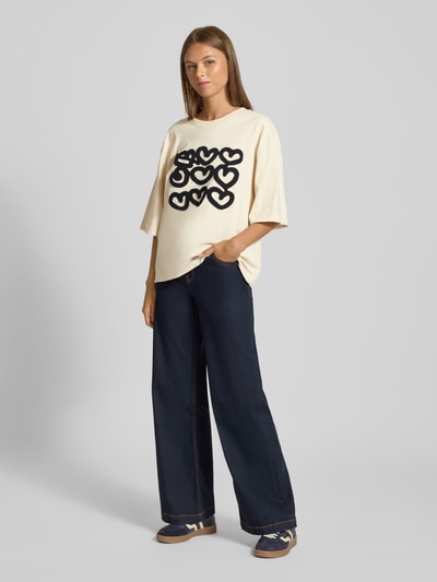 Jake*s Casual Oversized T-Shirt mit Label-Detail Ecru 1