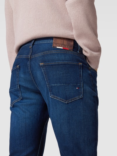 Tommy Hilfiger Tapered Fit Jeans mit 5-Pocket-Design Modell 'HOUSTON' Dunkelblau 3