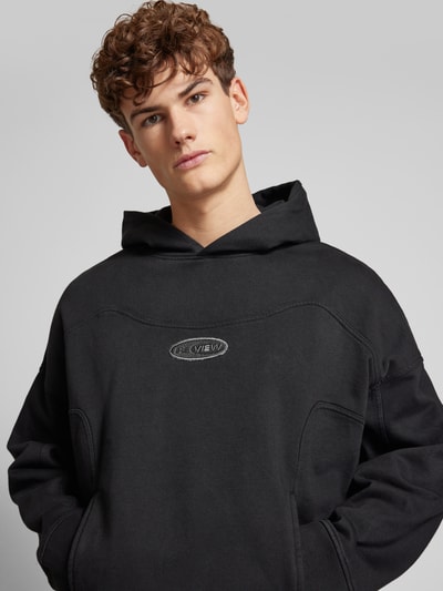 REVIEW Hoodie mit Label-Badge Black 3