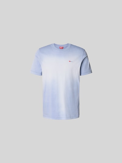 Produktfoto, Regular Fit T-Shirt aus reiner Baumwolle von Diesel mit Rundhalsausschnitt, Label-Stitching, Farbverlauf in Blau, Rückenlänge bei Größe M 68 cm