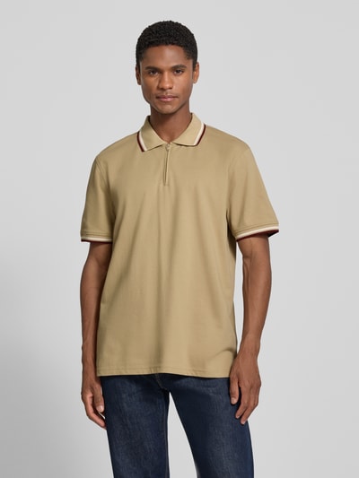 MCNEAL Slim Fit Poloshirt mit Kontraststreifen und Reißverschluss Mud 4