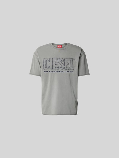 Produktfoto, Regular Fit T-Shirt mit Logo-Detail von Diesel in Grau aus reiner Baumwolle mit Rundhalsausschnitt und Kurzärmeligem Design, Rückenlänge 76 cm bei Größe M.