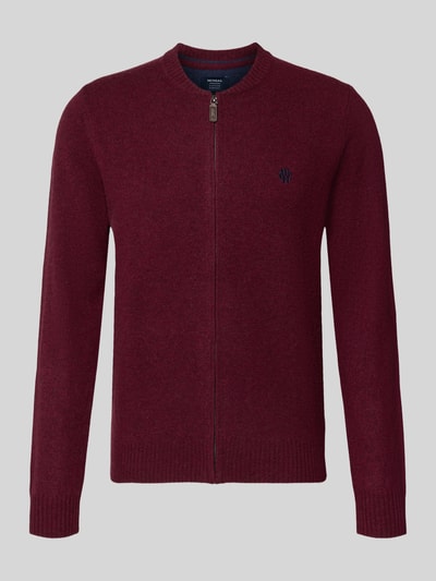 Produktfoto, Regular Fit Strickjacke aus reiner Wolle mit Logo-Stickerei von MCNEAL, bordeauxrot, gerippter Kragen, langer Zipper, glatte Textur