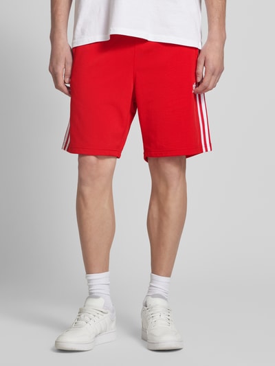 adidas Originals Sweatshorts mit Logo-Stitching Modell 'BIRD' Hellrot 4