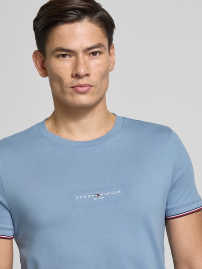 Tommy Hilfiger Slim Fit T-Shirt aus reiner Baumwolle Hellblau 3