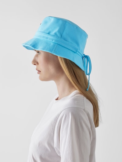 Jacquemus Bucket Hat mit Label-Applikation Hellblau 1