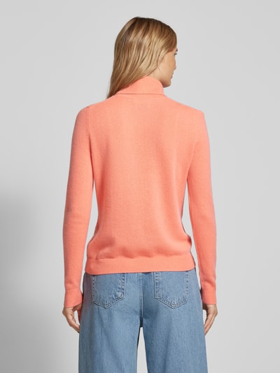 Christian Berg Woman Rollkragenpullover mit gerippten Abschlüssen Apricot 5