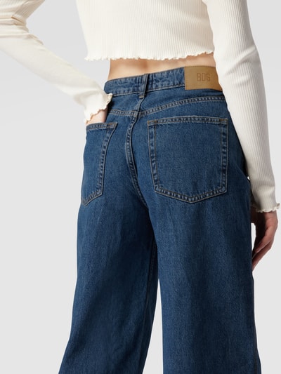 BDG Urban Outfitters Jeans mit Label-Patch Modell 'Puddle' Jeansblau 3