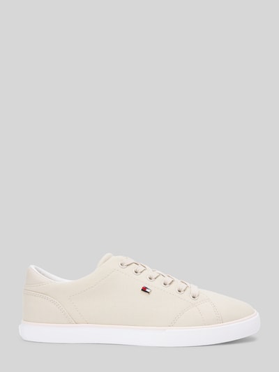 Produktfoto, Low Top Sneaker aus Canvas von Tommy Hilfiger in Optik: Unifarben mit abgerundeter Schuhspitze, flacher Absatzform, Schnürung, Logo-Applikation, Material: Reine Baumwolle