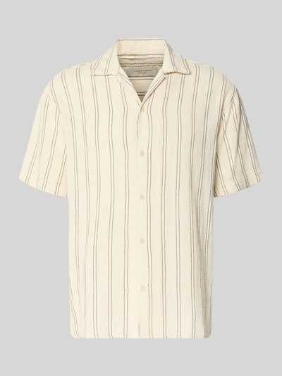 Produktfoto, Regular Fit Freizeithemd mit Strukturmuster Modell 'COBA' von Jack & Jones aus Baumwoll-Mix, beige mit braunen Streifen, Knopfleiste und Reverskragen, strukturierte Oberfläche