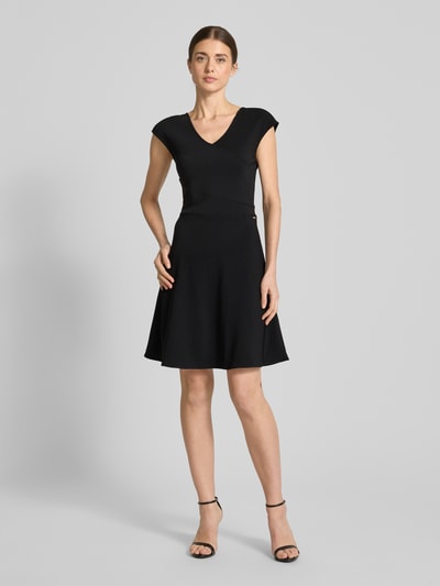 ARMANI EXCHANGE Cocktailkleid mit V-Ausschnitt Black 1