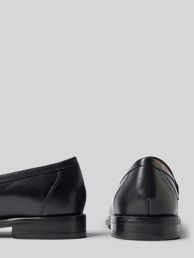 Produktfoto, Loafer aus echtem Rindsleder Modell 'LINN' von Vagabond, Damen Loafer, glattes schwarzes Leder, abgerundete Form, matter Glanz