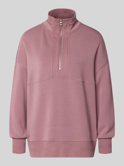 Produktfoto, Sweatshirt mit Troyer-Kragen Modell 'molly' von VARLEY, Damen Sweatshirt aus Viskose-Mix mit Stretch-Anteil, Relaxed-Fit, kurzer Reißverschluss, überschnittene Schultern, gerippte Ärmelabschlüsse in Altrosa, glatte und leicht strukturierte Oberfläche.