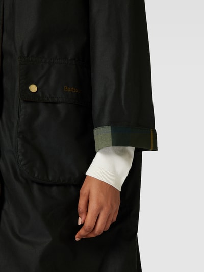 Barbour Mantel mit kontrastivem Umlegekragen Oliv 3