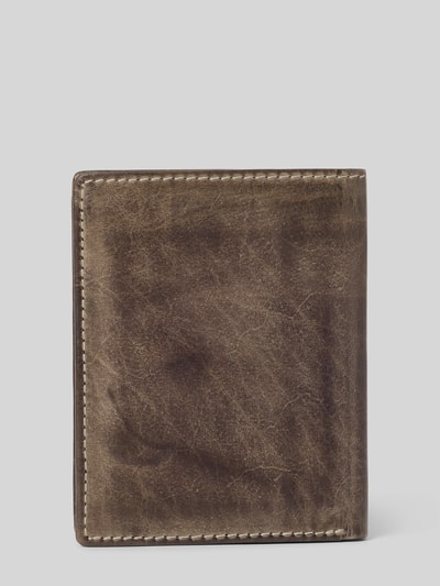 Produktfoto, Geldbörse aus glattem Rinderleder mit diversen Fächern von camel active, braun, glatte Struktur, Modell Melbourne, 10,5 x 2,5 x 13 cm