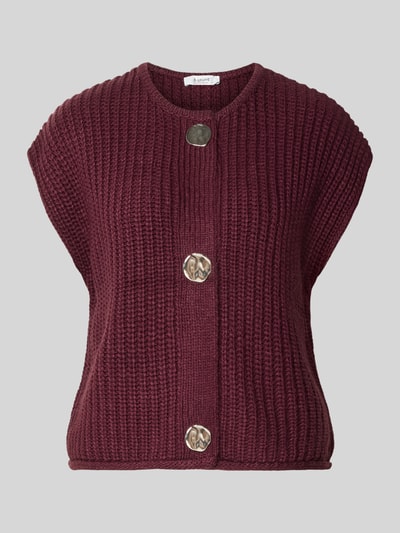 Produktfoto, Relaxed Fit Strickweste mit Woll-Anteil Modell 'Norma' von b.young, Mieszanka materiałów z dodatkiem wełny, okrągły dekolt, krótkie rękawy, listwa guzikowa, długość tyłu w rozmiarze S: 52 cm, dzianina w odcieniu bordowym, wyraźna struktura splotu