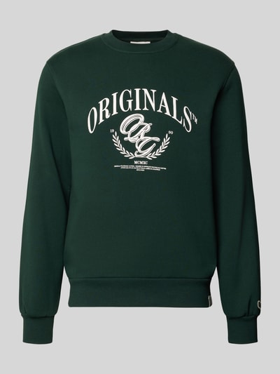 Produktfoto, dunkelgrünes Sweatshirt mit Label-Print Modell 'FREDERIKSBERG' von JACK & JONES, Baumwoll-Mix, Regular Fit, Rundhalsausschnitt