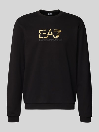 Produktfoto, schwarzes Sweatshirt mit Logo und Rundhalsausschnitt von EA7 Emporio Armani aus reiner Baumwolle im Regular-Fit, glatte Struktur