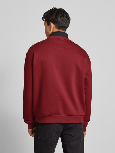 KARL KANI Sweatshirt mit Label-Stitching Bordeaux 5