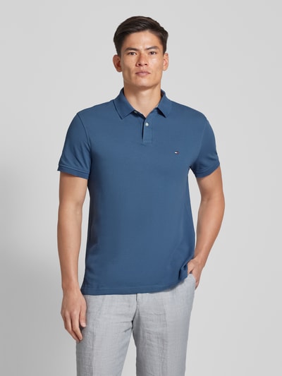 Tommy Hilfiger Regular Fit Poloshirt mit Logo-Stitching Jeansblau 4