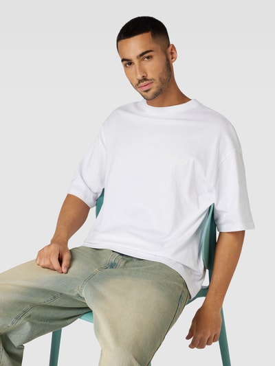 REVIEW Essentials Oversized T-Shirt Weiss 3