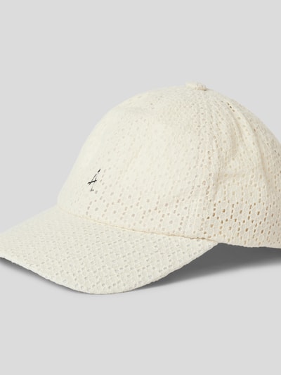 Ampere Basecap mit Lochmuster Offwhite 3