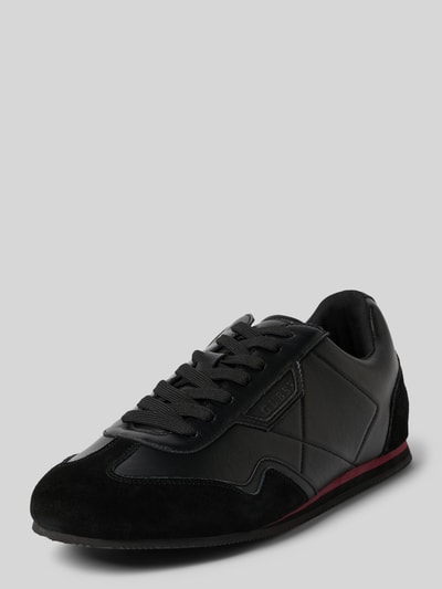 Produktfoto, czarne Schnürschuhe aus Leder-Mix Modell 'Olmo' von Guess z zaokrąglonym kształtem, widocznym logo i profilowaną podeszwą
