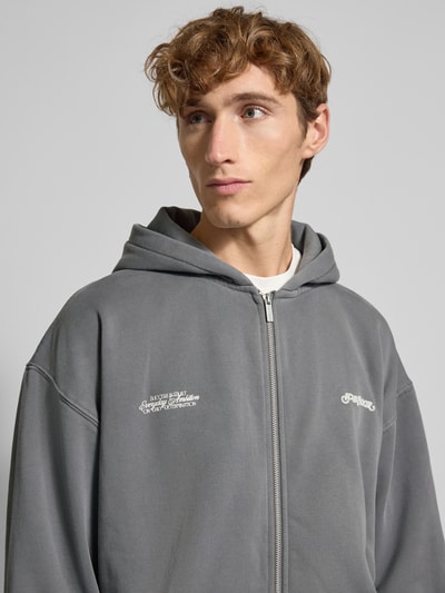 Pegador Oversized Sweatjacke mit Känguru-Tasche Modell 'Peckert' Anthrazit 3