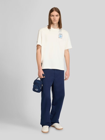 adidas Originals T-Shirt mit Rücken Print aus reiner Baumwolle Offwhite 1