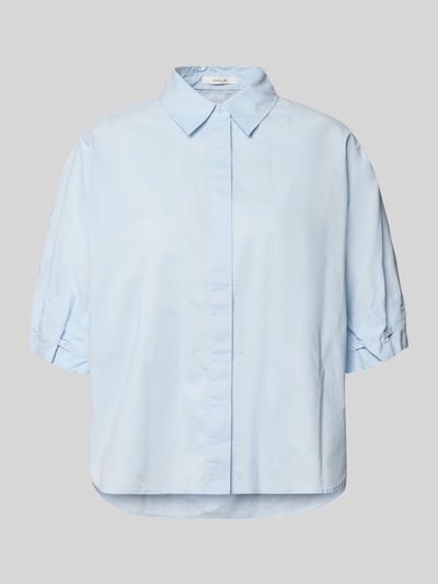 Produktfoto, Relaxed Fit Bluse mit verdeckter Knopfleiste Modell 'Finoa' von OPUS aus reiner Baumwolle in Hellblau, Hemdblusenkragen