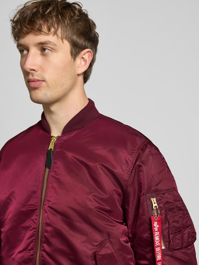 Alpha Industries Bomberka w kroju regular fit ze stójką Model 'Heritage' Ciemnoczerwony 3