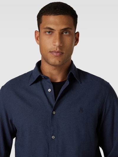 Marc O'Polo Regular Fit Freizeithemd mit Label-Stitching Dunkelblau 3