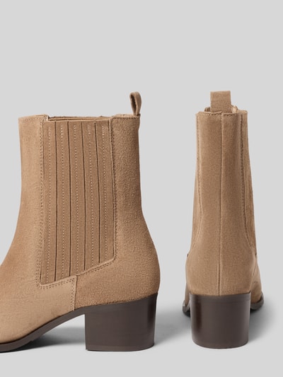 Produktfoto, Stiefel aus echtem Leder in Velours-Optik von BIANCO in Beige, glatte Sohle, 5 cm Absatz, Damen Stiefel, strukturierte Oberfläche