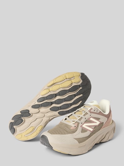 New Balance Sneaker mit Label-Detail Modell 'UTRNAC' Hellbraun 4