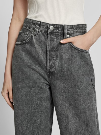 Gina Tricot Baggy Fit Jeans im 5-Pocket-Design Mittelgrau 3