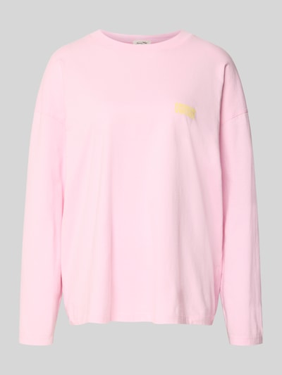 Produktfoto, Longsleeve mit Label-Print Modell 'GIXY' von American Vintage in zartem Rosa, reine Baumwolle, relaxed Fit, Rundhalsausschnitt.