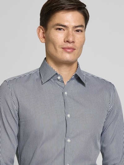 BOSS Koszula casualowa o kroju slim fit z czystej bawełny Granatowy 3