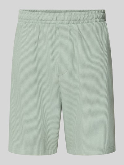 Produktfoto, Relaxed Fit Sweatshorts aus reiner Baumwolle von Tom Tailor Denim in Optik: Unifarben, Rippstrick, Mid Waist, seitliche Eingrifftaschen, Gesäßtasche, Bundabschluss: elastisch, Materialverarbeitung: Rippstrick, Farbe hellgrün, Struktur gerippt