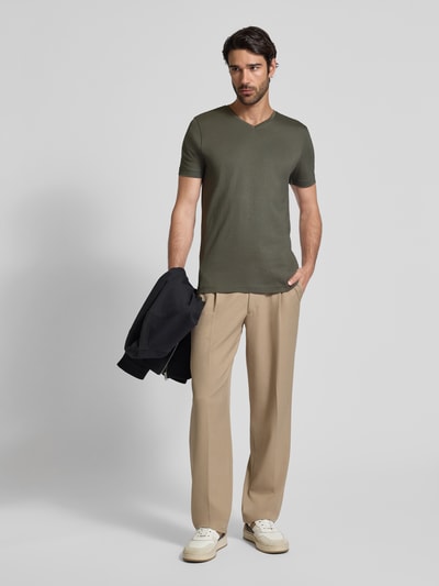 Christian Berg Men T-Shirt mit V-Ausschnitt Metallic Gruen 1