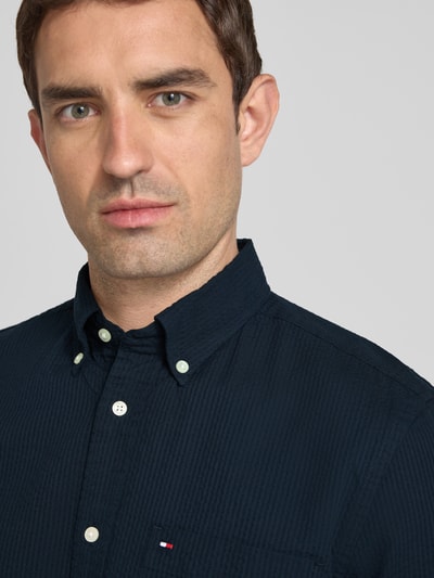 Tommy Hilfiger Regular Fit Kurzarmhemd aus Seersucker-Baumwolle Marine 3