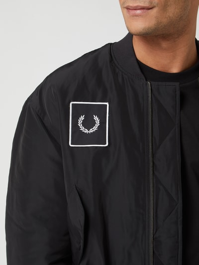 Fred Perry Bomber mit Badges Black 3