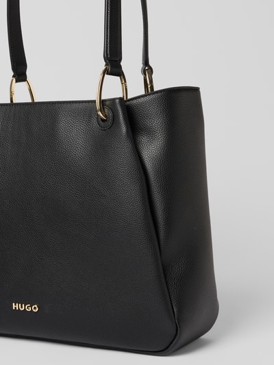 Produktfoto, schwarze Henkeltasche mit Label-Detail Modell 'Orin 2.0_Small Tote' von HUGO, Damen Henkeltasche, strukturierte Lederoptik