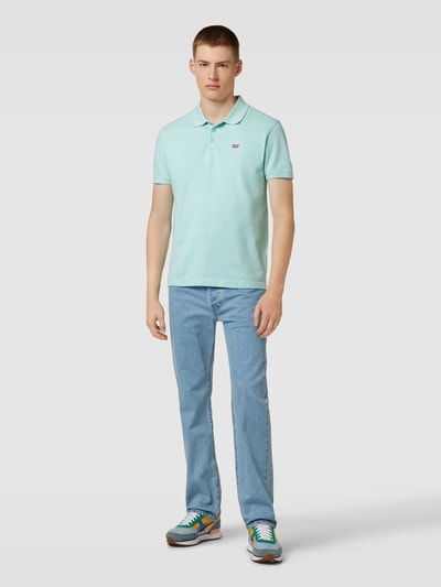 Levi's® Poloshirt mit Label-Patch Helltuerkis 1