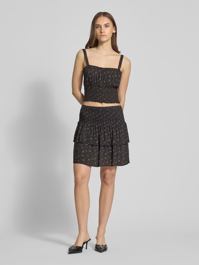 Review Crop Top mit Smok-Details Black 1