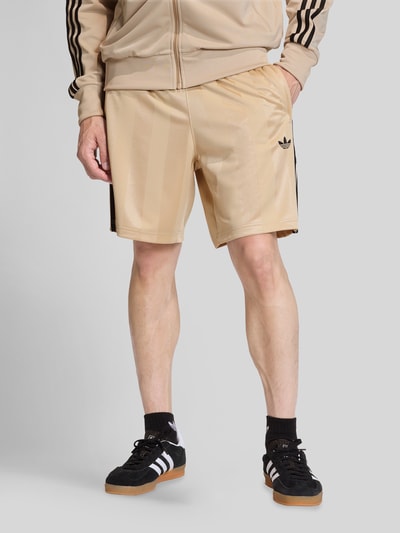 adidas Originals Regular Fit Trainingsshorts mit Logo-Stitching Beige 4